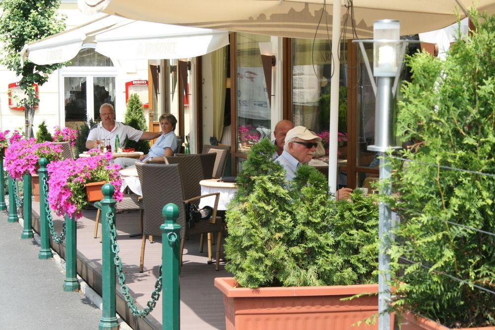 Hotel Malta Karlovy Vary Exterior foto