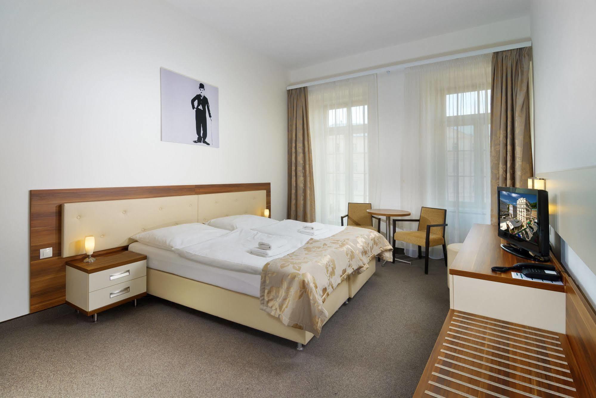 Hotel Malta Karlovy Vary Exterior foto